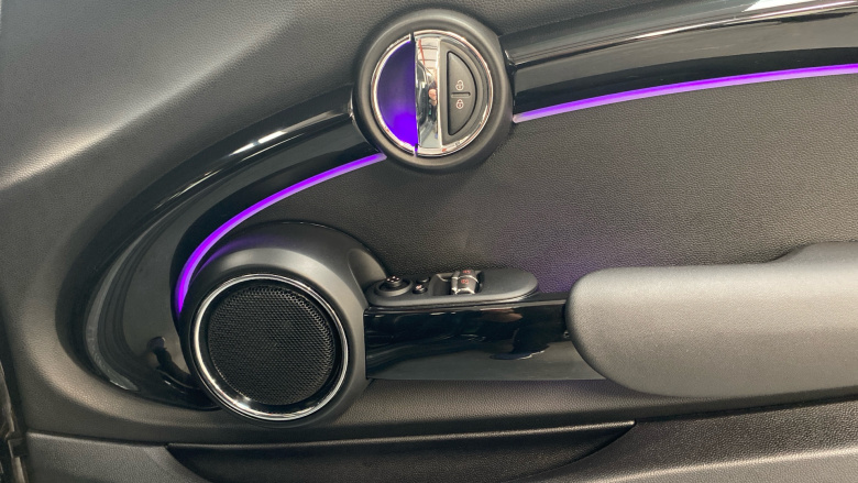 MINI Hatchback 1.5 Cooper Exclusive II 3dr Petrol Hatchback